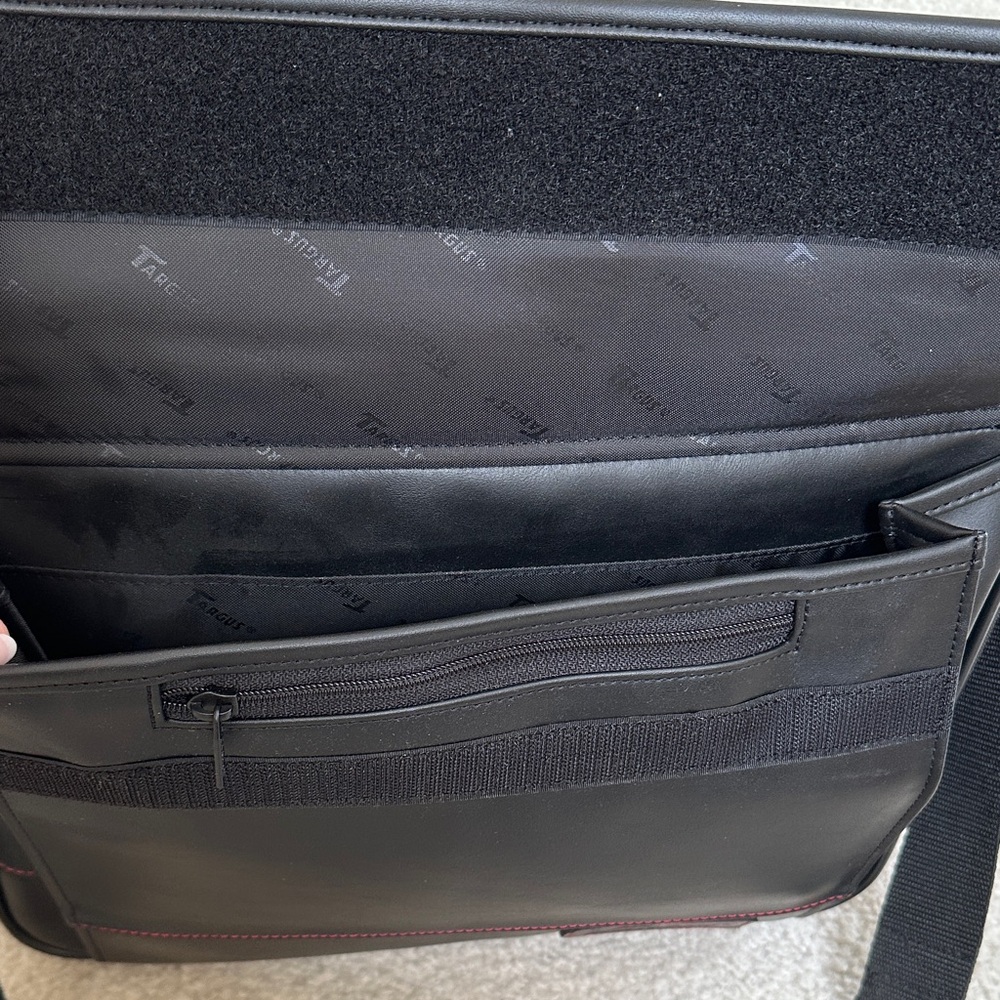 Targus Universal Notebook - Picture 7 of 15
